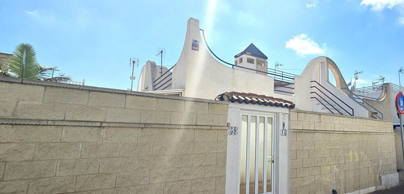 Venta - Bungalow -
Torrevieja - Doña ines