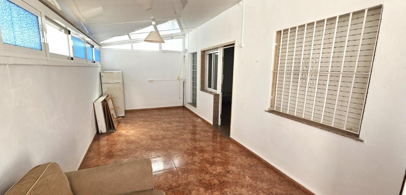 Sale - Bungalow -
Torrevieja - Doña ines