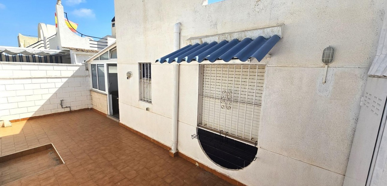 Venta - Bungalow -
Torrevieja - Doña ines