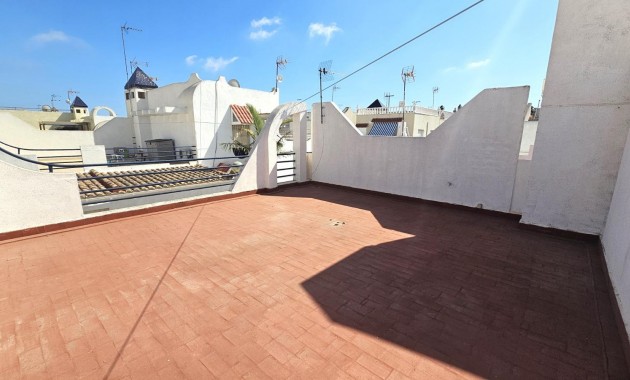 Venta - Bungalow -
Torrevieja - Doña ines