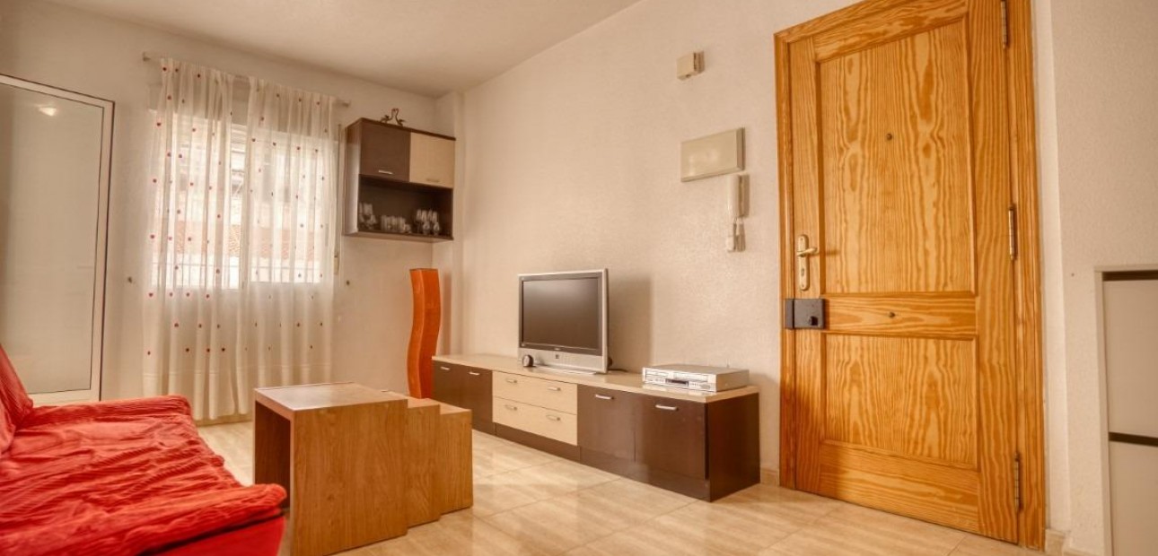 Herverkoop - Appartement / flat -
Torrevieja - Playa de los locos