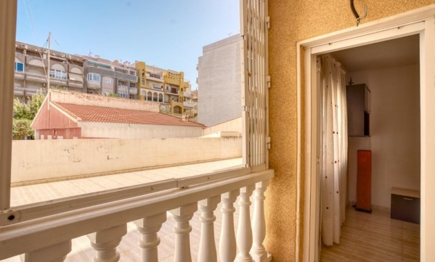 Herverkoop - Appartement / flat -
Torrevieja - Playa de los locos