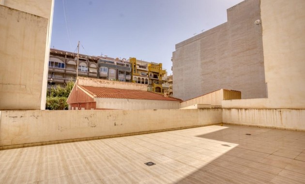 Herverkoop - Appartement / flat -
Torrevieja - Playa de los locos