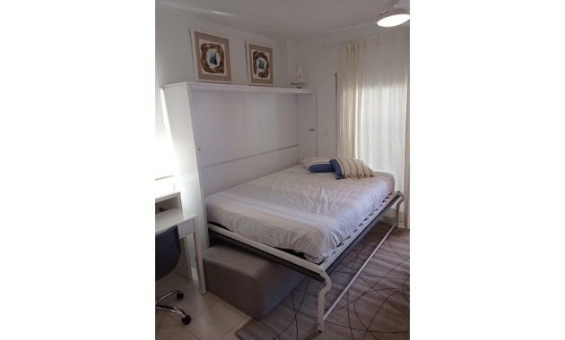 Sale - Apartment / flat -
Denia - Km 4