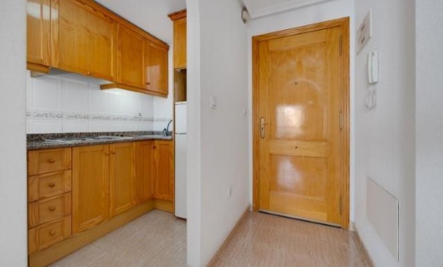 Sale - Apartment / flat -
Torrevieja - Centro