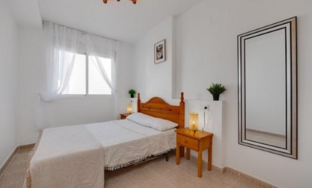 Herverkoop - Appartement / flat -
Torrevieja - Centro