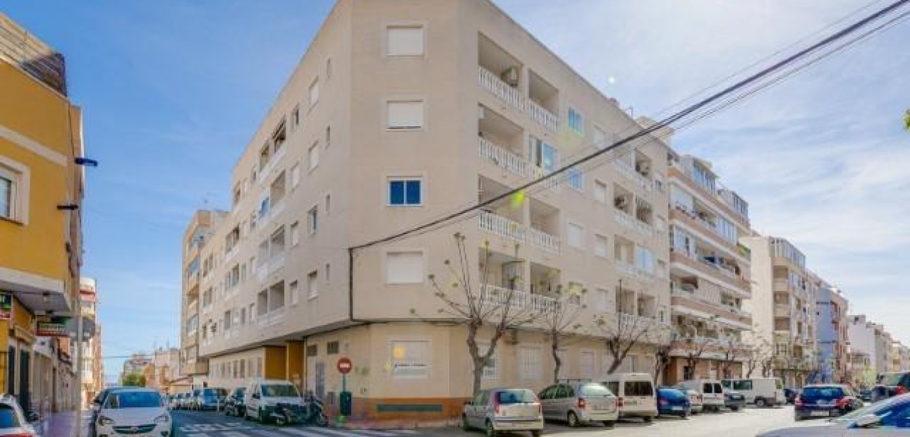 Herverkoop - Appartement / flat -
Torrevieja - Centro