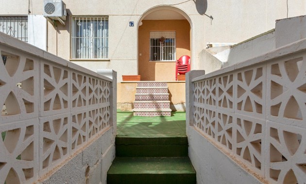 Herverkoop - Appartement / flat -
Torrevieja - Los balcones