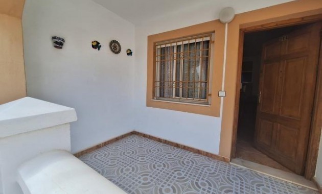 Herverkoop - Bungalow -
Torrevieja - Torretas