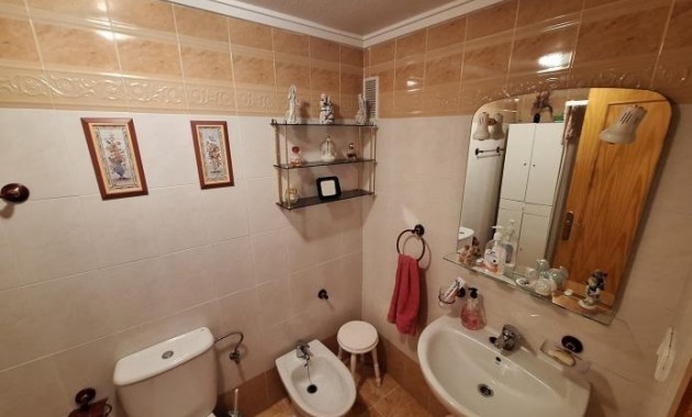 Sale - Bungalow -
Torrevieja - Torretas