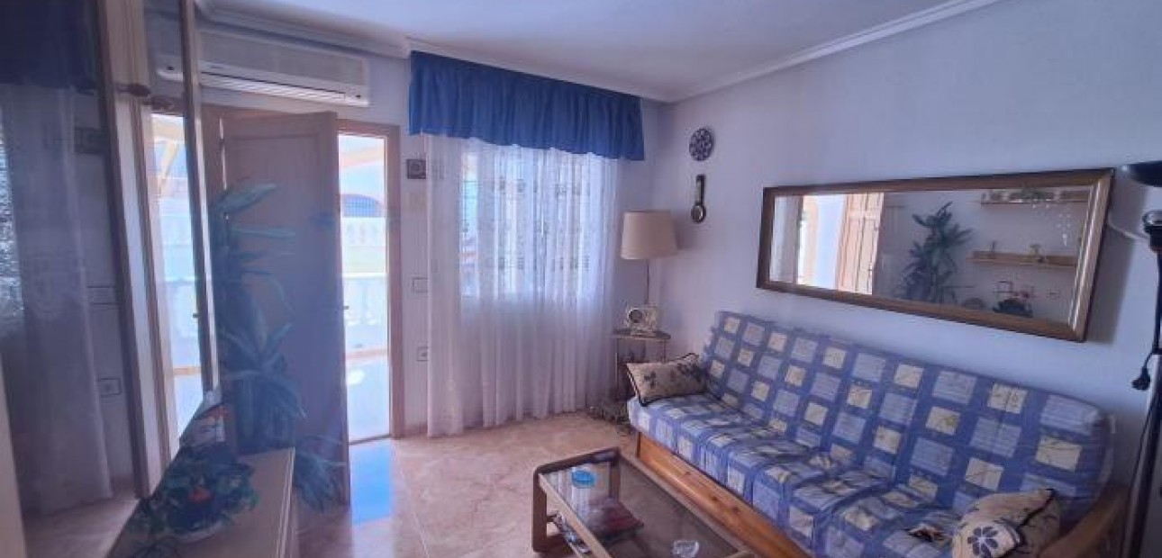 Venta - Bungalow -
Torrevieja - Torretas