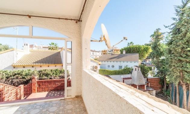 Sale - Semi -
Orihuela Costa - Punta Prima