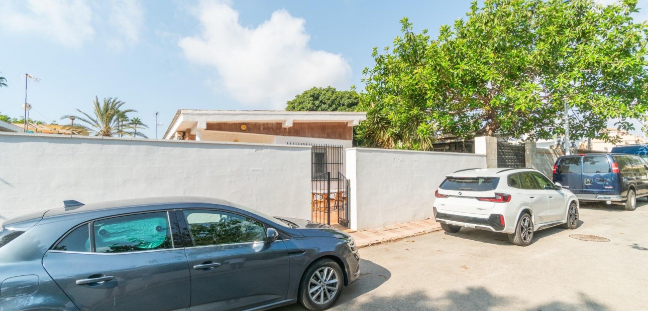 Venta - Villa -
Torrevieja - Aguas nuevas 1