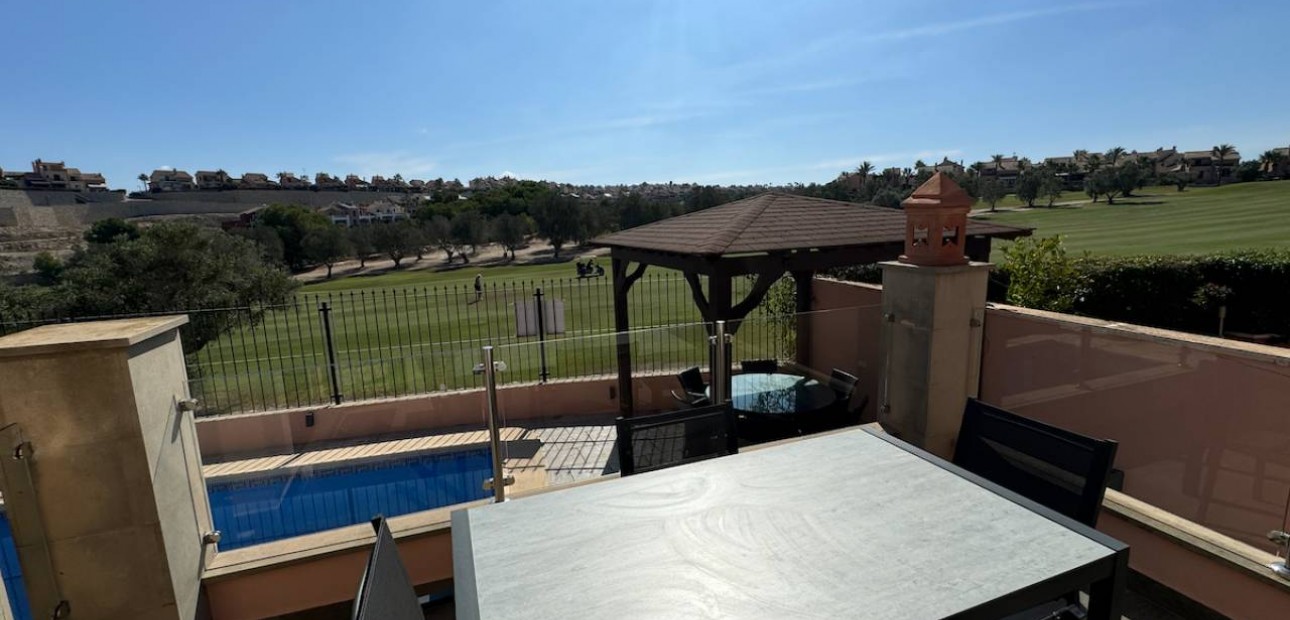 Sale - Villa -
Algorfa - La Finca Golf Resort