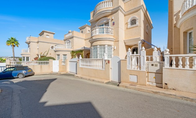 Venta - Villa -
Orihuela - Los Altos