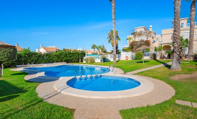 Venta - Villa -
Orihuela - Los Altos