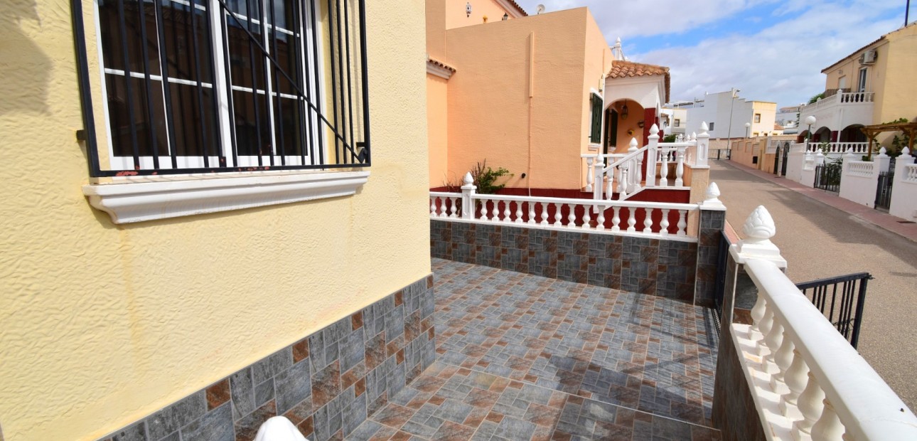 Sale - Quad Villa -
Orihuela Costa - Playa Flamenca