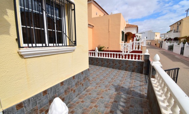 Sale - Quad Villa -
Orihuela Costa - Playa Flamenca