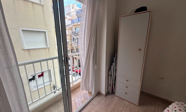 Herverkoop - Appartement / flat -
Torrevieja - Acequion