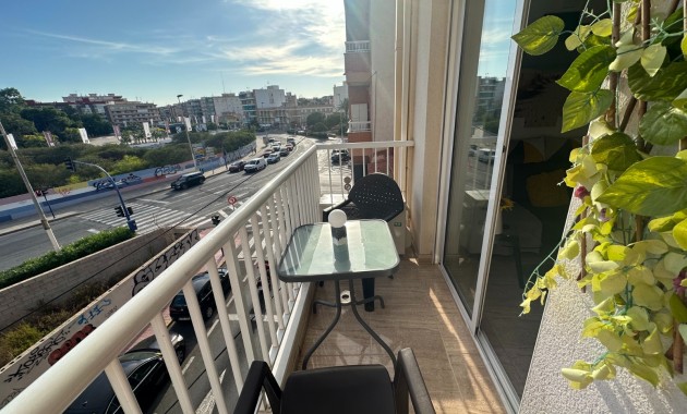 Herverkoop - Appartement / flat -
Torrevieja - Acequion