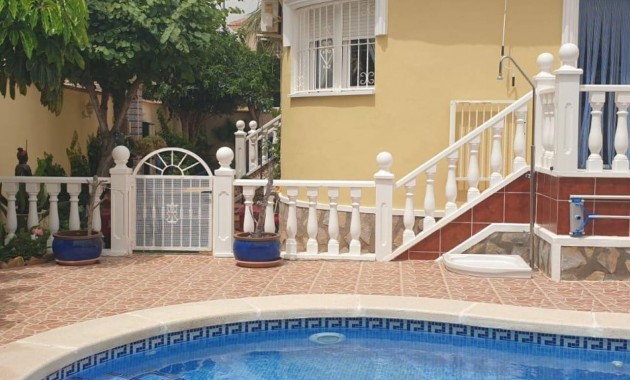 Sale - Villa -
Ciudad Quesada - Dona Pepa