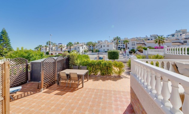 Sale - Villa -
Orihuela Costa - Los Dolses