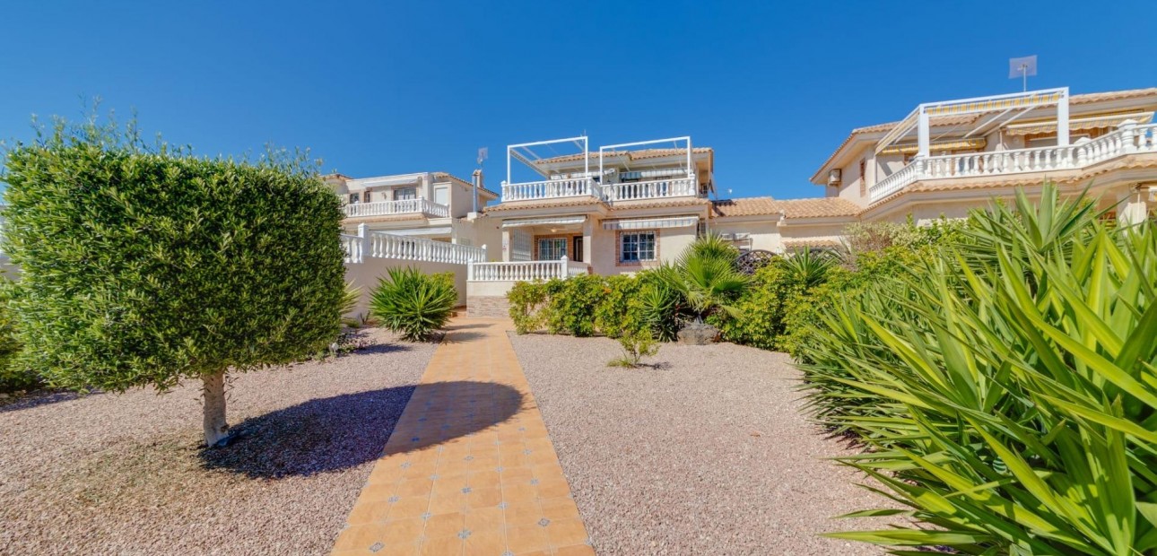 Sale - Villa -
Orihuela Costa - Los Dolses