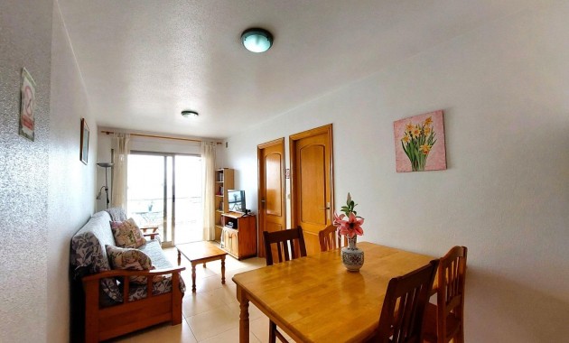 Herverkoop - Appartement / flat -
Torrevieja - Playa del Cura