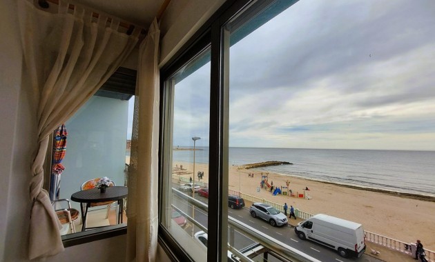 Herverkoop - Appartement / flat -
Torrevieja - Playa del Cura