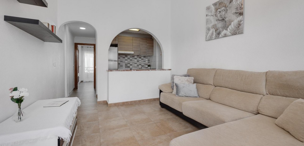 Sale - Bungalow -
Torrevieja - Los Frutales