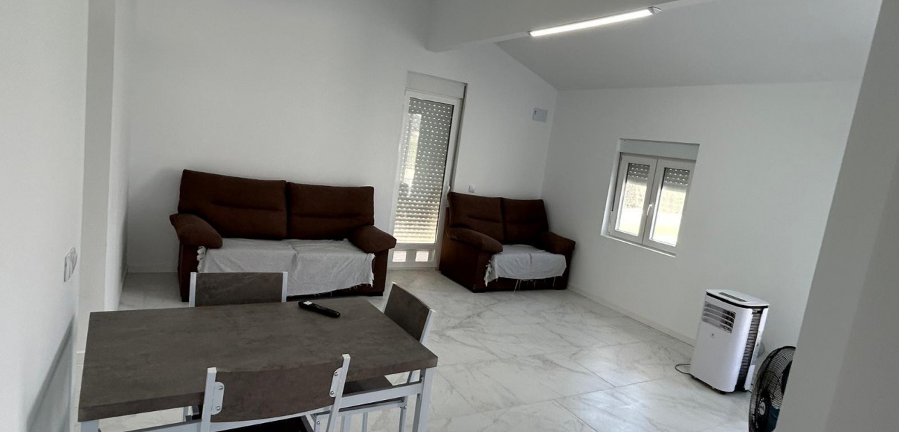 Sale - Villa -
Almoradi - Heredades