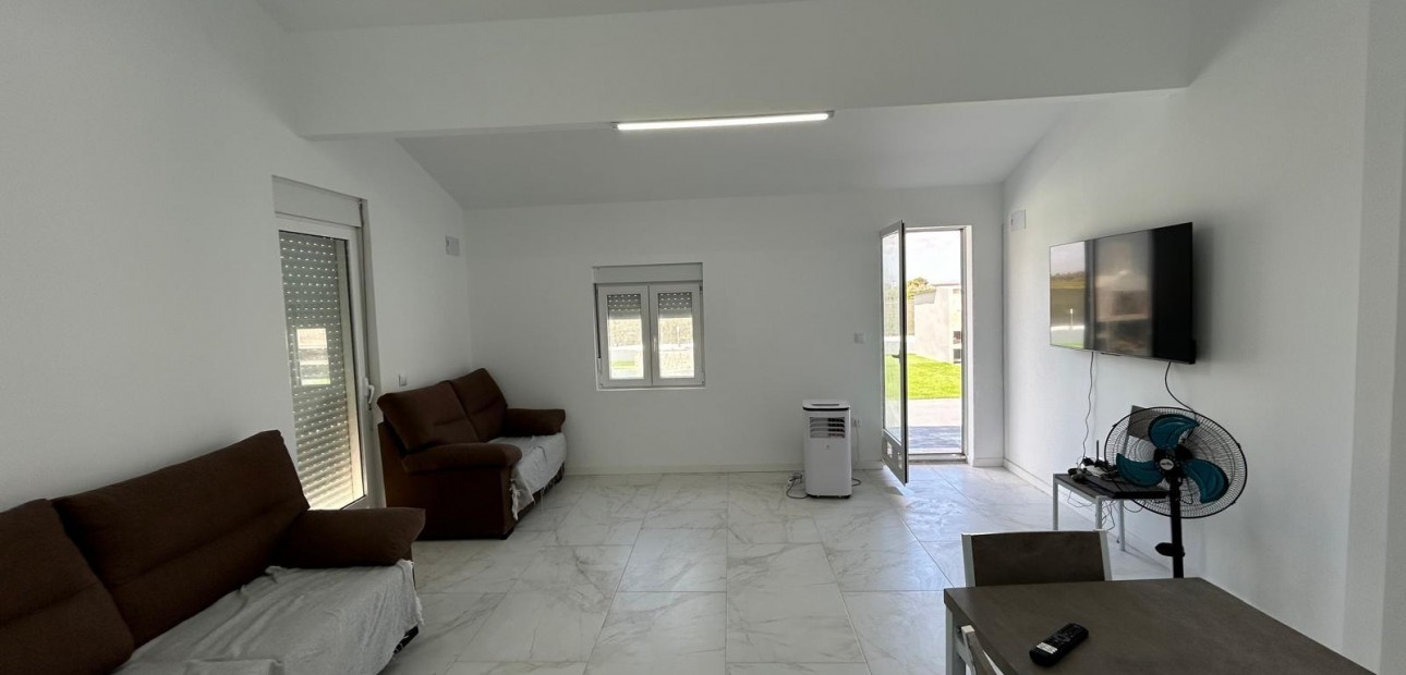 Sale - Villa -
Almoradi - Heredades