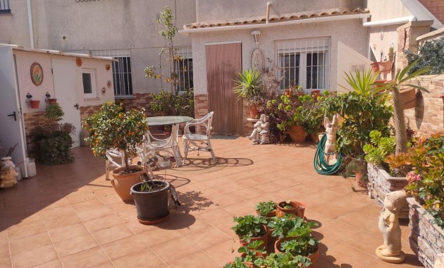 Herverkoop - Flat -
Orihuela Costa - Campoamor