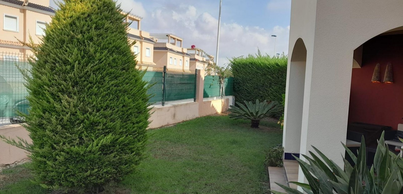 Herverkoop - Bungalow -
Torrevieja - Los altos