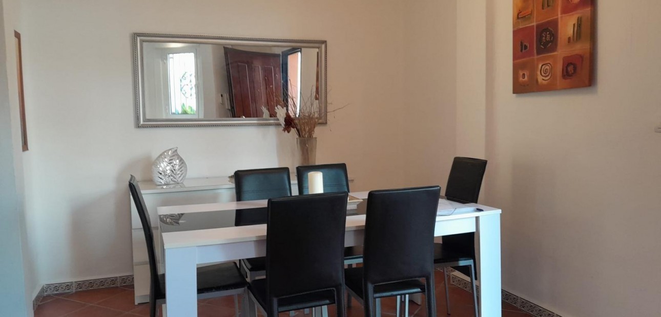 Venta - Bungalow -
Torrevieja - Los altos