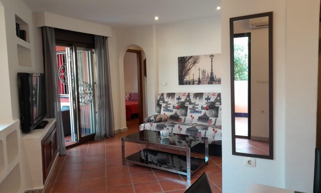 Herverkoop - Bungalow -
Torrevieja - Los altos