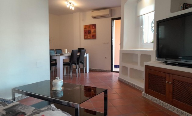 Herverkoop - Bungalow -
Torrevieja - Los altos