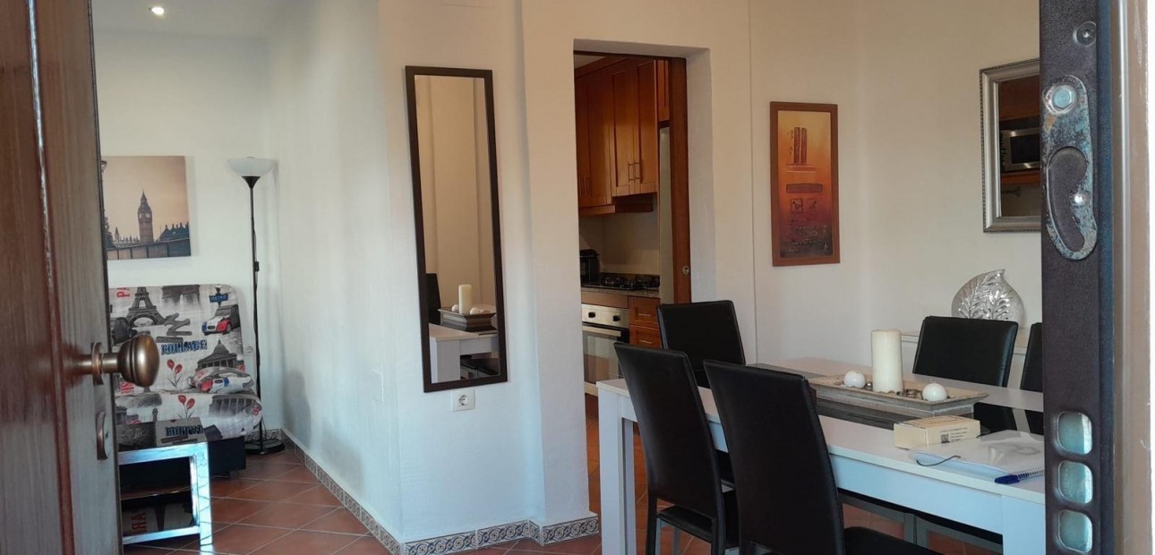 Venta - Bungalow -
Torrevieja - Los altos