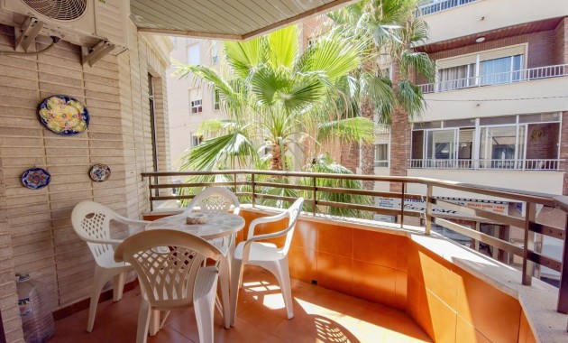 Herverkoop - Appartement / flat -
Torrevieja - Puerto