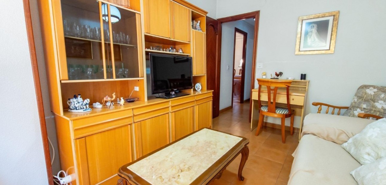 Herverkoop - Appartement / flat -
Torrevieja - Puerto