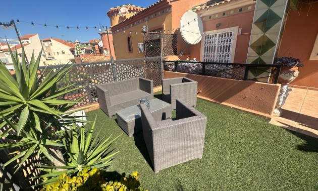 Sale - Villa -
Orihuela - Playa Flamenca