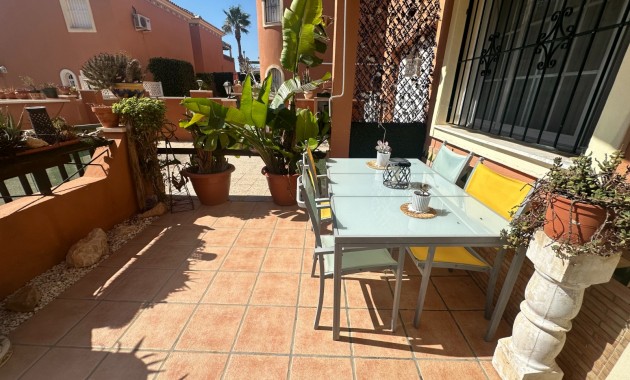 Sale - Villa -
Orihuela - Playa Flamenca