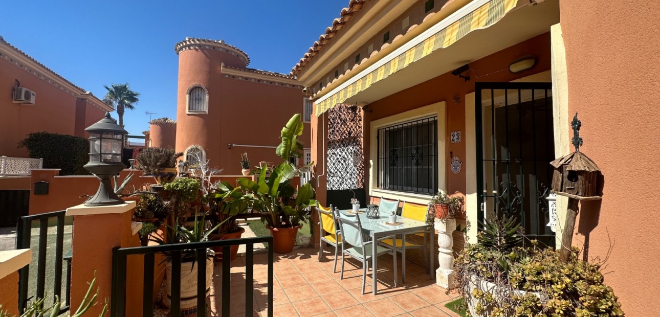 Venta - Villa -
Orihuela - Playa Flamenca