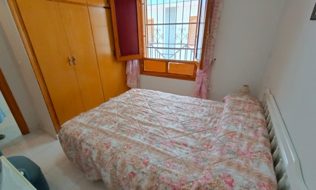 Venta - Apartamento / piso -
Torrevieja - Playa del cura