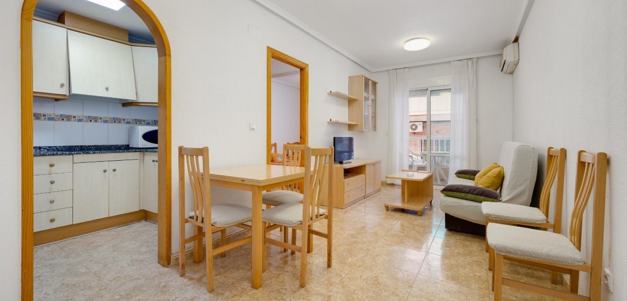 Herverkoop - Appartement / flat -
Torrevieja - Acequion