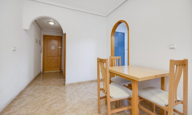 Herverkoop - Appartement / flat -
Torrevieja - Acequion