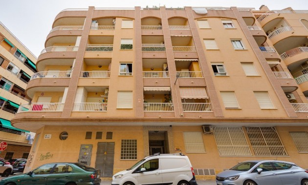 Sale - Apartment / flat -
Torrevieja - Acequion