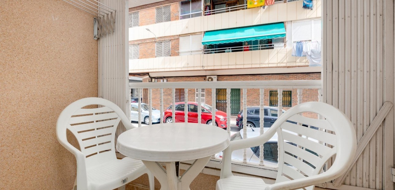 Sale - Apartment / flat -
Torrevieja - Acequion