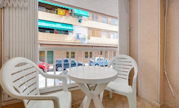 Sale - Apartment / flat -
Torrevieja - Acequion