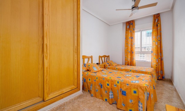 Herverkoop - Appartement / flat -
Torrevieja - Acequion